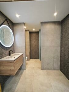 1720508345926_090301